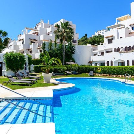مبيت وإفطار إِستيبونا Golf Hills المظهر الخارجي الصورة